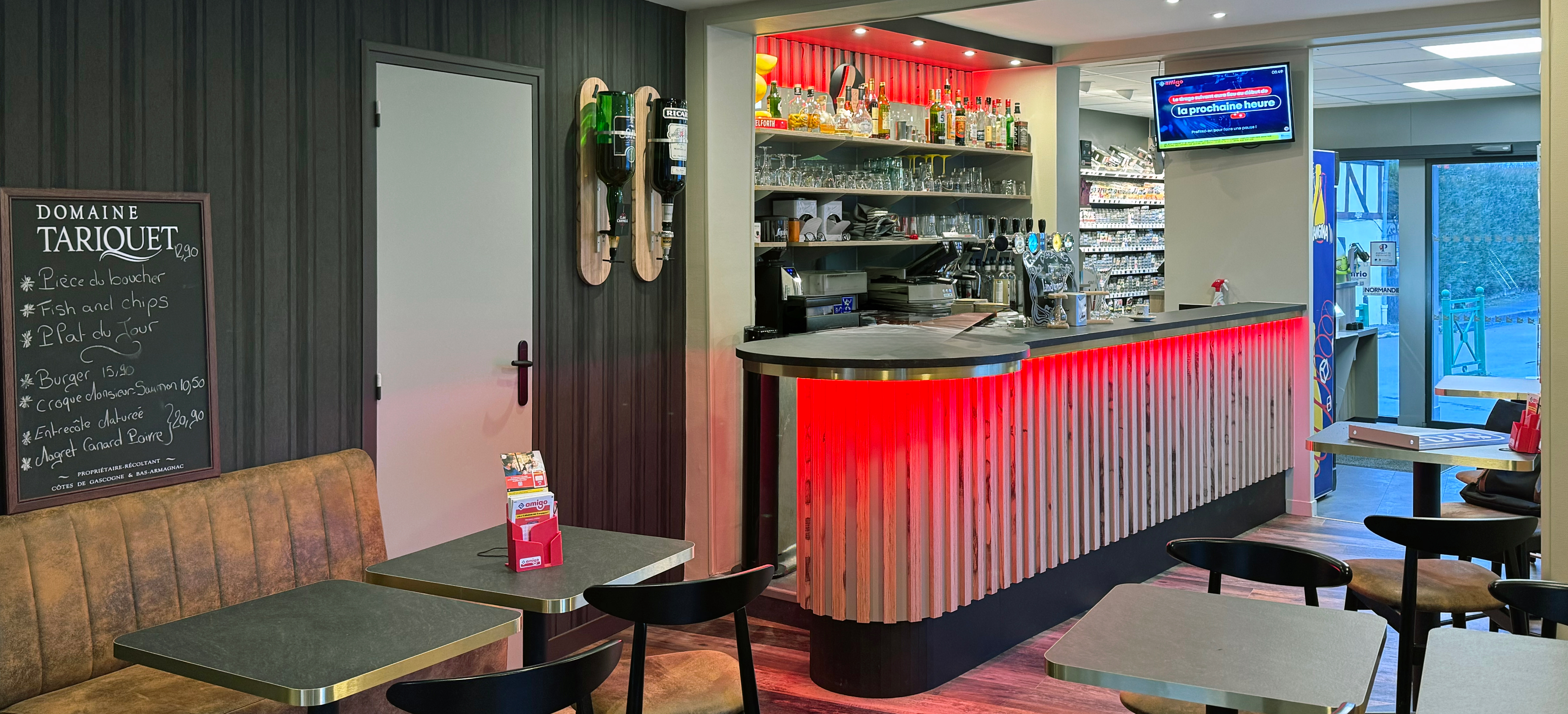 Agencement sur mesure du Café bar brasserie Les 4 Routes à Évreux